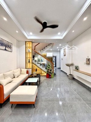 siêu phẩm 4 tầng nở hậu tài lộc - full nội cao cấp thất - khu dân trí - nhỉnh 8 tỷ