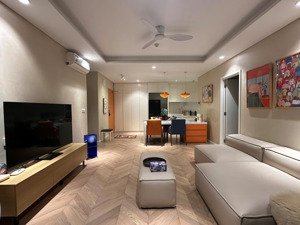 bán căn 2pn diện tích lớn 95m2, nhà đẹp, view sông, giá cực tốt