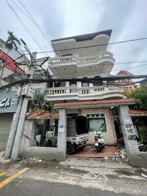 bán nhanh! 117m2 4t, mt 8m, mặt phố cực đẹp - lâm du bồ đề - kinh doanh sầm uất - đầu tư tốt 30.6tỷ