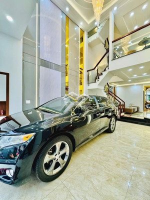 nợ dí bán lỗ nhà quận 3 - giá 4 tỷ 980 - hẻm ôtô hai bà trưng - gần công viên lê văn tám, sổ riêng