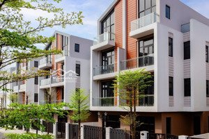 bán biệt thự tứ lập 120m2 thông ra công viên nước giá 17.5 tỷ