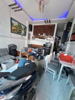 cực hiếm! nhà 5m18m (90m) 2pn + 6 phong trọ riêng dòng tiền 10 triệu/thang - hẻm xe tải.