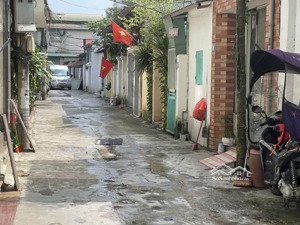 cần bán nhà đất, phố đức giang, 110m2 x mặt tiền 6m, oto 7 chỗ vào nhà, giá hơn 14 tỷ quay đầu