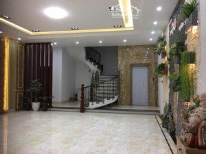 mặt đường kinh doanh - văn phòng - ô tô tránh - dòng tiền tốt