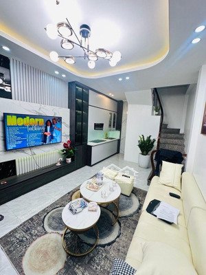 6,15 tỷ -28m kim ngưu -hai bà trưng -full -nội thất