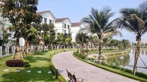 chính chủ gửi bán vài căn bt vinhome thăng long view hồ điều hoà rộng 7ha vị trí siêu víp