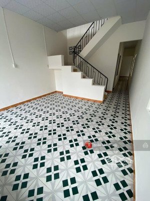 nhà 2 tầng củ chi- vĩnh hải. dt: 118m2 giá 7,5ty