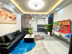 giáp nhất - thanh xuân roycity- oto 7 chỗ đỗ cách nhà 10m, nhà mới đẹp 35m x 5 tầng, mặt tiền 4.6m