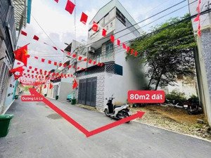 mở bán 15 nền đất đường lò lu , view sông . dt 50-60m2 . giá 1 tỷ 850 - 2 tỷ 250 . lh 