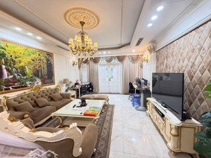 bán nhà hoàng như tiếp long biên 110m2, 7t, gần công viên, cạnh tâm anh, giá 31.6 tỷ