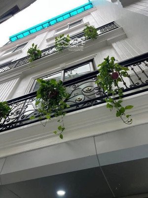 bán nhà 6 tầng thang máy đường phạm văn đồng, full nội thất cao cấp - 35m 6tầng giá đầu tư