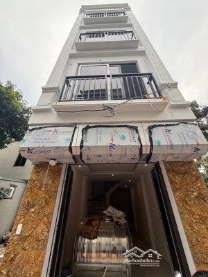 nhà đơn lập 35m trung tâm thượng cát giá nhỉnh 5 tỷ diện tích 35m, thiết kế hiện đại, vuông