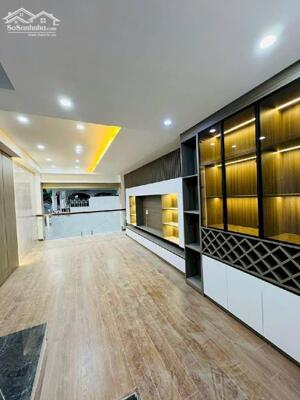 Siêu phẩm 7 tầng, nhà mới Phú Thượng