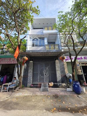 nhà 2 lầu rẻ hoàn cônh 5,25 tỷ ngay đường quốc lộ 1k p.đông hoà tp.dĩ an