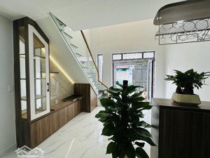 lã xuân oai - 1 trệt 1 lửng - full nội thất - chỉ 5.x tỷ - chỉ việc xách vali vào ở