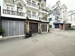 bán gấp nhà riêng 4pn, 4wc, 65m2, chỉ với 9,5 tỷ tại quang trung, p.8, gò vấp, hcm