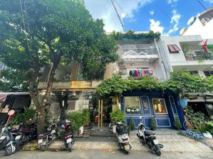 siêu hiếm !!! mặt tiền ngang 20m phường thảo điền quận 2. hđt : 95tr. 3 tầng . giá 54 tỷ