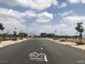 chủ cắm nhà cần bán gấp lô đẹp đối diện hồ sinh thái 138m2 2tỷ9 ngay sát sân bay, sổ sẳn đông dân