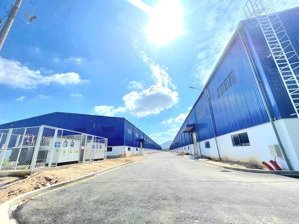 cho thuê xưởng khuôn viên riêng 15.000m2. pccc tự động nghiệm thu. sx đa nghề. tân uyên, bình dương