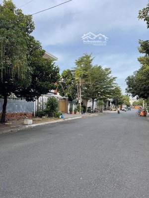 bán nhà đẹp 2 lầu 1 trệt(5x19=95m2) tây bắc khu khang linh p10 tp vũng tàu (cũ). giá: 7.5 tỷ(bl)