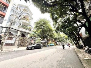 bán khách sạn 8 tầng có hầm, gần sân bay ( nhà ga t3 ) 150m2 ngang 8m, đường 10m thông. 52,9 tỷ.