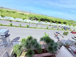 biệt thự sát ga t3 - giữ tiền- hàng kín