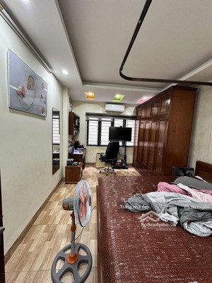 chỉ 12.2 tỷ bán nhà đỗ đức dục mễ trì, ngõ nông rộng vài bước ra ô tô, cạnh công viên, bãi xe ô tô