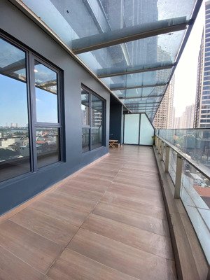 duy nhất cho thuê căn 2pn sân vườn lumiere riverside, nội thất cơ bản, view sông