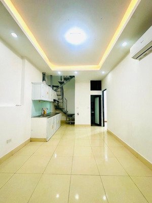 khuôn tiền nhỏ phù hợp với gia đình trẻ an cư giá hợp lý