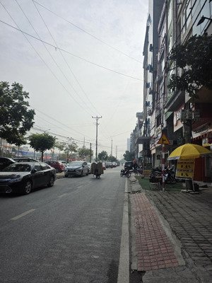 giá 6.65 tỷ - 35m x 5 tầng - gần kđt nam 32 - tt trạm trôi - ô tô đỗ cửa