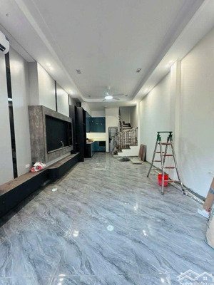 bán nhà nguyễn văn cư ,45m, 3 ngủ ,mới tinh,gần cầu chương dương,chỉ 10 tỷ