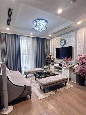 chính chủ cần bán - căn hộ park hill times city - căn góc view đẹp - 90m tặng full nội thất nhỉnh