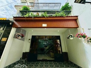 đi nước ngoài bán gấp nhà đường số 18. hiệp bình chánh. thủ đức. giá 4 tỷ 5. 5 x 10m