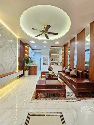 siêu phẩm nhà phố trung hòa, nhà mới đẹp, ngõ 3m thông, 2 mặt thoáng, tặng nội thất, 41m2, 5 tầng