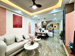 nhà 1/phan xích long p7 q.phú nhuận dt 45m2 1t2l3pn3wc có hđ thuê 18tr/tháng giá 3tỷ 950tr