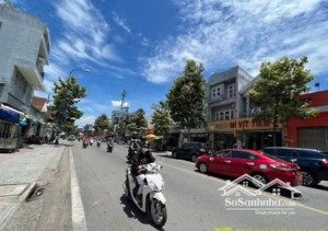 bán nhà mặt tiền lê thị hà 14.5x40m gần 600m full thổ, tách sẵn 3 sổ riêng, mua nhà có ngay 135tr/t