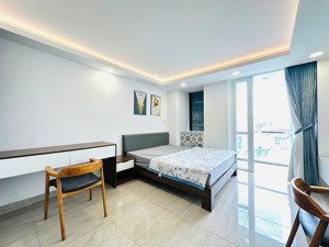 thuê ngay studio 35m2 ban công thoáng điện biên phủ bình thạnh kế gò vấp gần ftu, uth lh 