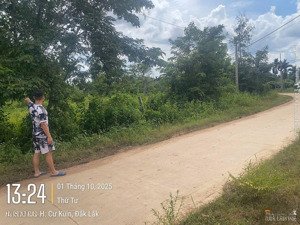 cần bán lô đất đẹp xã cư ê wi - huyện cư kuin - daklak