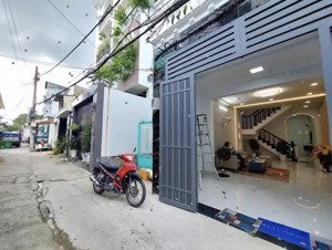 bán nhà giá đầu tư - không kê giá 5tỷ650 ni sư huỳnh liên, tân bình, 55,3m2 có sân để xe rộng rãi