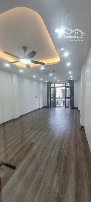 cho thuê nhà 50m2x3tầng, thang máy, 15tr, hà đông, 