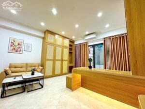Apartment Ngã Tư Sở 210Tr/th 150M2 42 Tỷ - Ô TÔ Đỗ Cửa -30M Thẳng Ra Phố