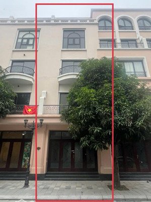 chính chủ cần ra gấp 65 m2 vin 2 gần công viên silk park , nhận nhà ở luôn , sẵn sổ đỏ lâu dài .