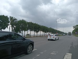 siêu phẩm đất biển, bán nhanh lô góc kẹp cống, ngang khủng, 200m2, giá tốt 17.5 tỷ đặng huy trứ.