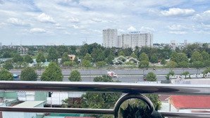 bán mặt tiền chợ kinh doanh - cắt ngang đường phạm văn đồng và quốc lộ 13