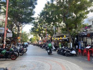 cần bán khách sạn 8 tầng tại đường an thượng 1- đà nẵng, sát biển doanh thu 120tr/th, giá chỉ:30 tỷ