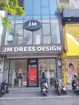 mặt bằng kinh doanh mặt phố trần duy hưng 90m2 x 3 tầng mt 6m. gần ngã ba lớn, dễ nhận diện