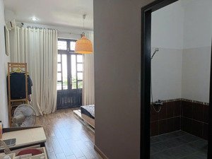 cho thuê nhà đẹp mặt tiền đường số p. tân quy, quận 7