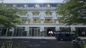 bán dãy 7 căn nhà phố tân cổ điển chốt sớm chủ tặng full nội thất cao cấp