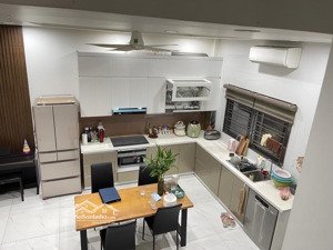 chính chủ cần bán nhà đẹp 60m2 vũ xuân thiều sân vườn rộng - thoáng trước sau