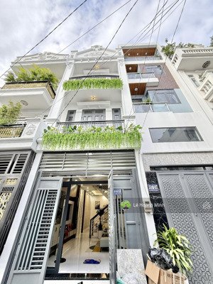 nhà phố 3 tầng tặng nội thất 1/ hẻm nhựa 5m lê văn khương